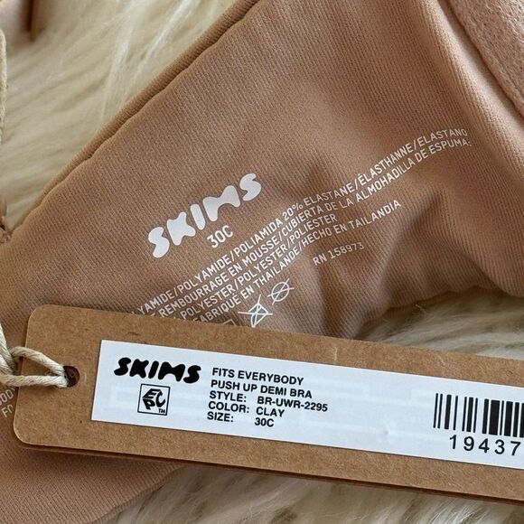 Skims Fits Everybody Push up Bra Clay Size 30C - Picture 7 of 7